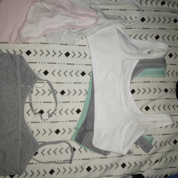 Juniors size xl sports bras & bandeau - Picture 7 of 16